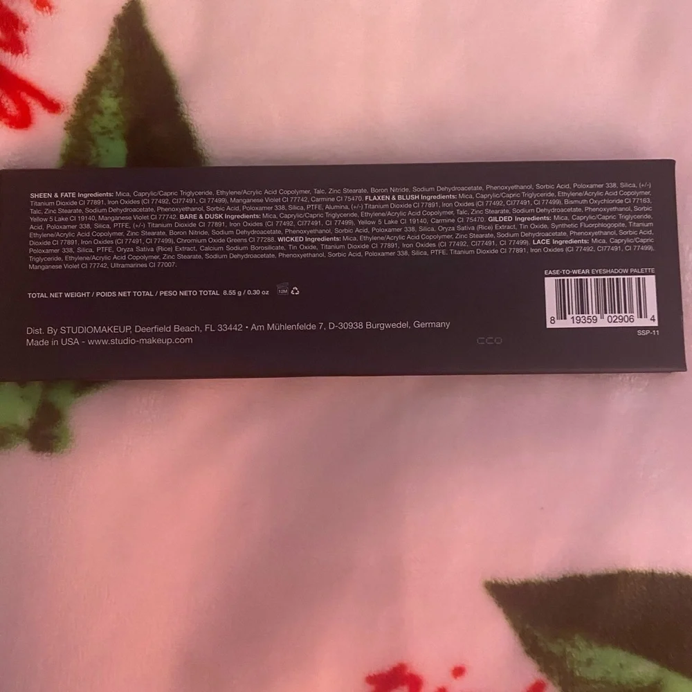 Studio Makeup Ease.to.Wear Eyeshadow Palette NEW